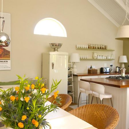 The M A P Room At Aloe Corner Self Catering Franschhoek Εξωτερικό φωτογραφία